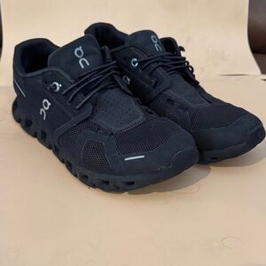 On Cloud 5 Running Black Sneakers M7